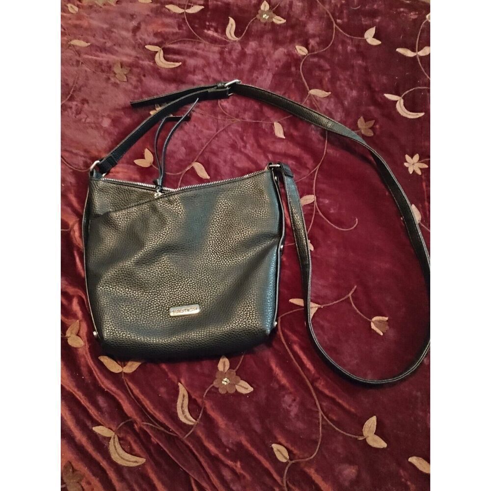 Nautica Black Pebble Internal Pocket Crossbody Bag